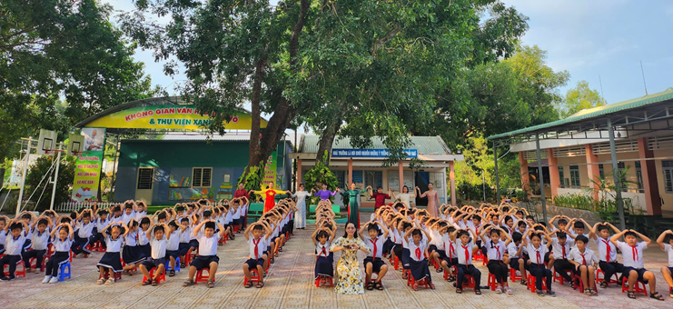 Ảnh tựu trường